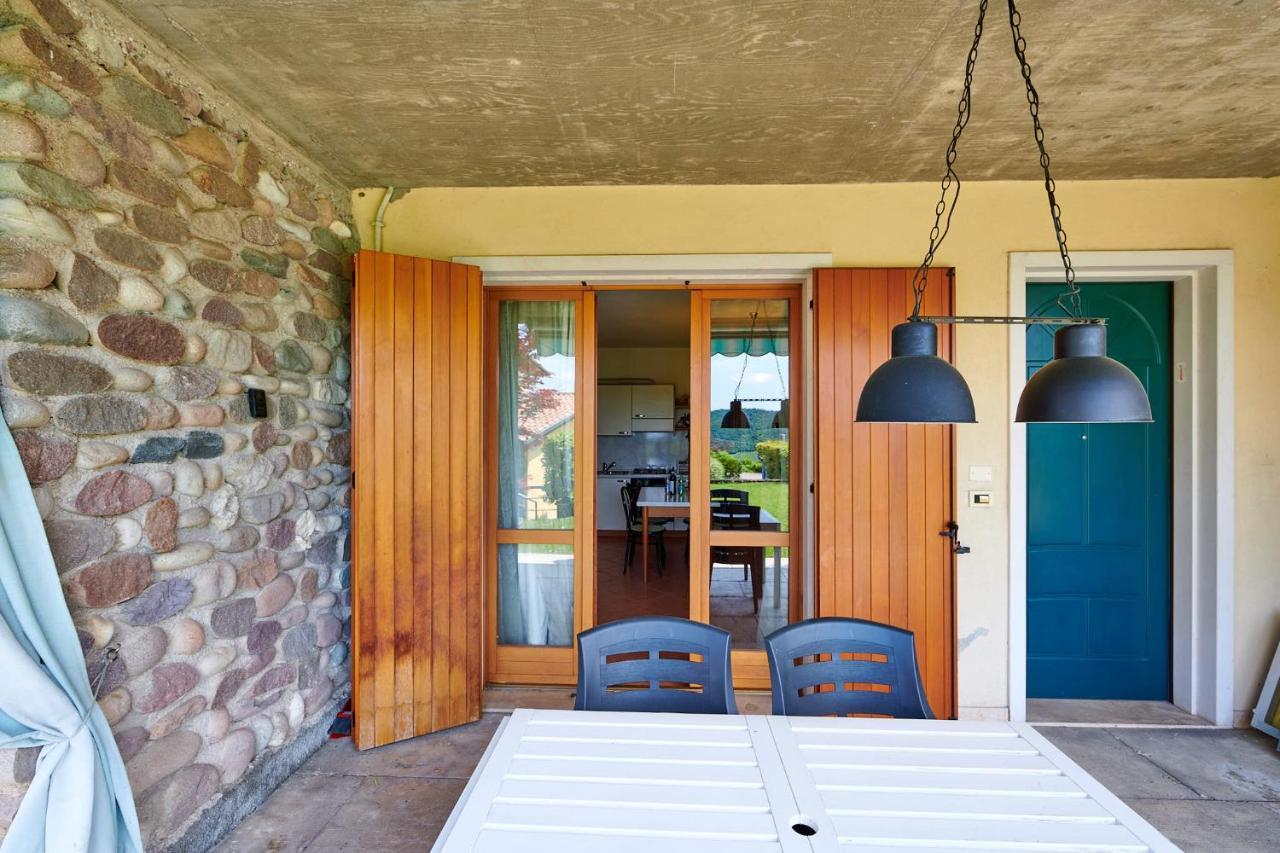 Apartmentsgarda - Baia D'Argento Residence コステロマーノ エクステリア 写真