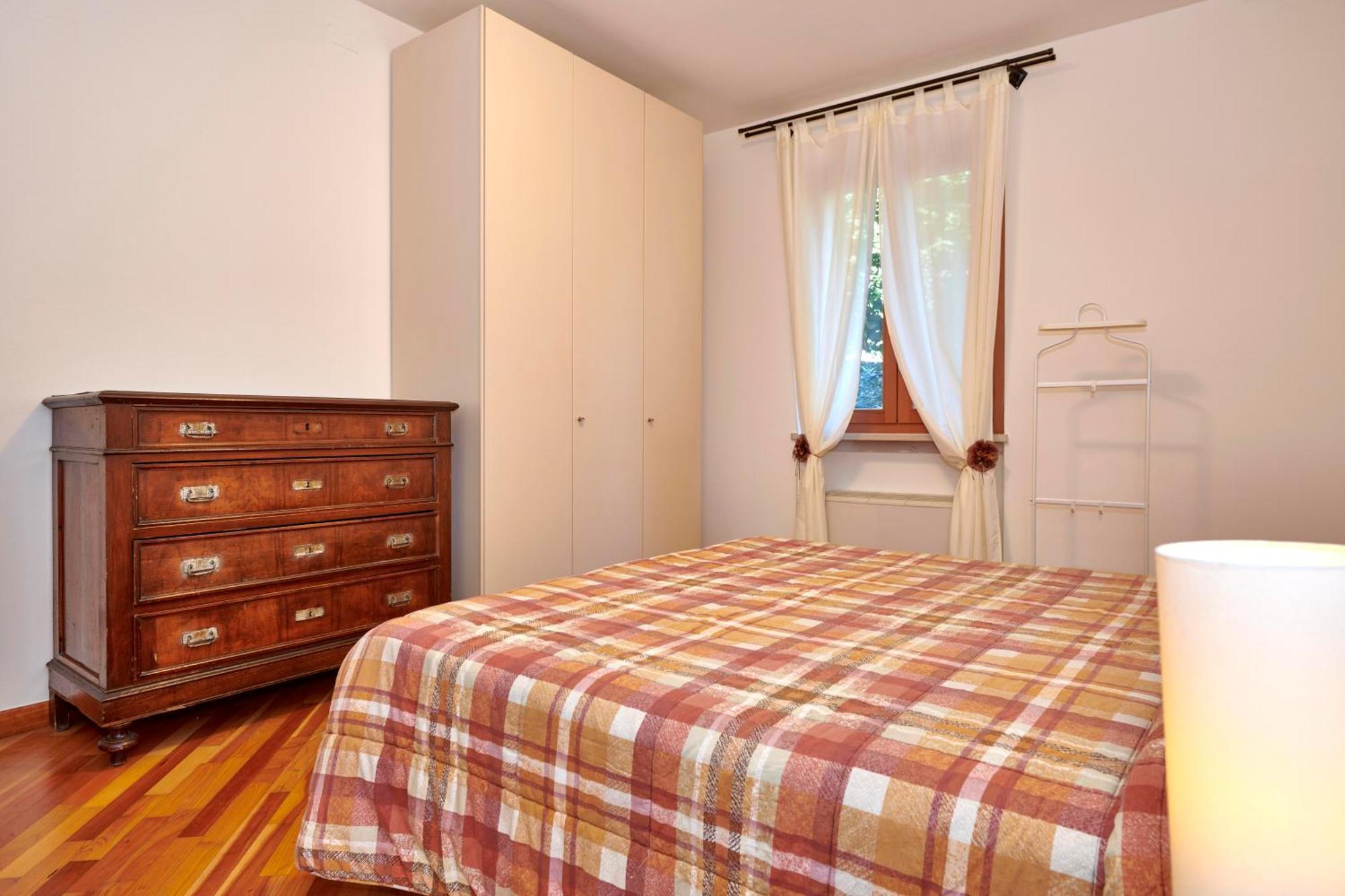 Apartmentsgarda - Baia D'Argento Residence コステロマーノ エクステリア 写真